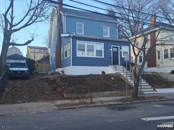 87 Pine Grove Ter, Newark City, NJ 07106