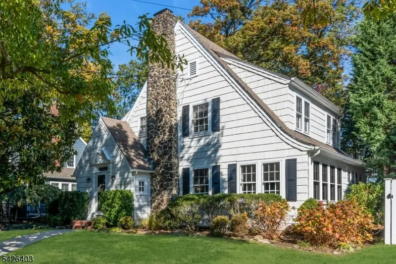 712 Forest Ave, Westfield, NJ 07090 - #1