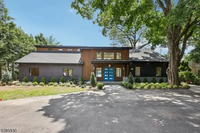 12 Rocky Point Rd, Hewitt, NJ 07421 - #1