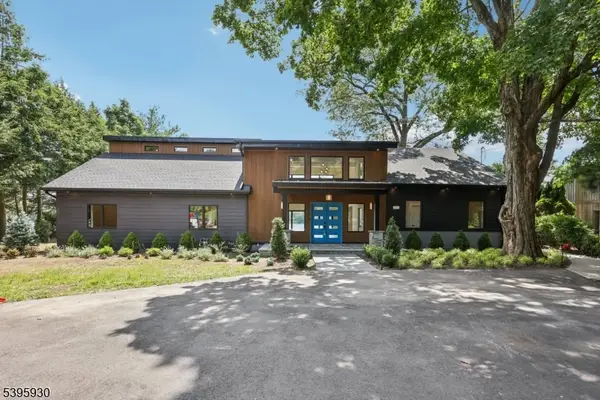 12 Rocky Point Rd, West Milford Twp., NJ 07421