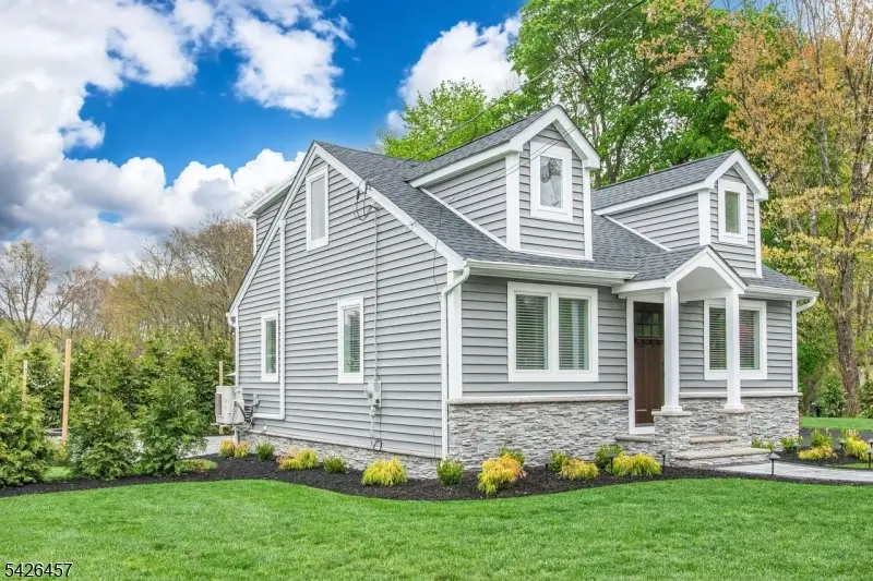 40 Bent St, Kenvil, NJ 07847 - #3