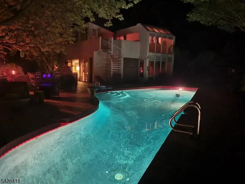 72 Washington Valley Rd, Morristown, NJ 07960 - #3