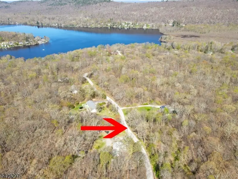 56 Plumer Rd, Frankford, NJ 07826 - #2