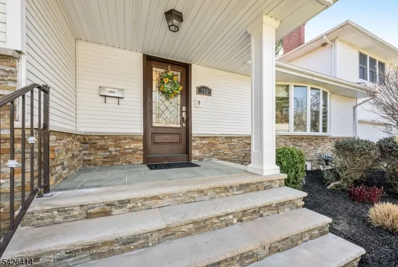755 Neill Ct, Oradell, NJ 07649 - #2