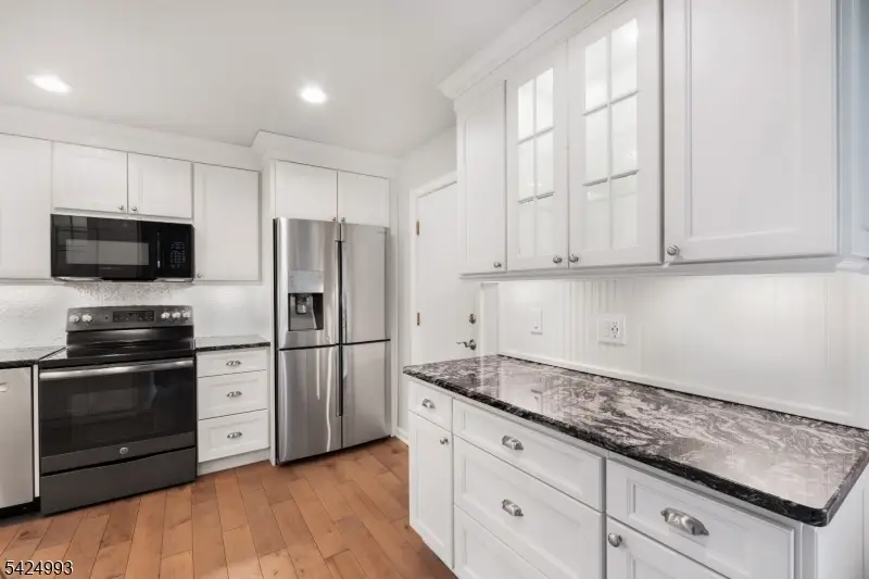 90 Stone Run Rd, The Hills, NJ 07921 - #3