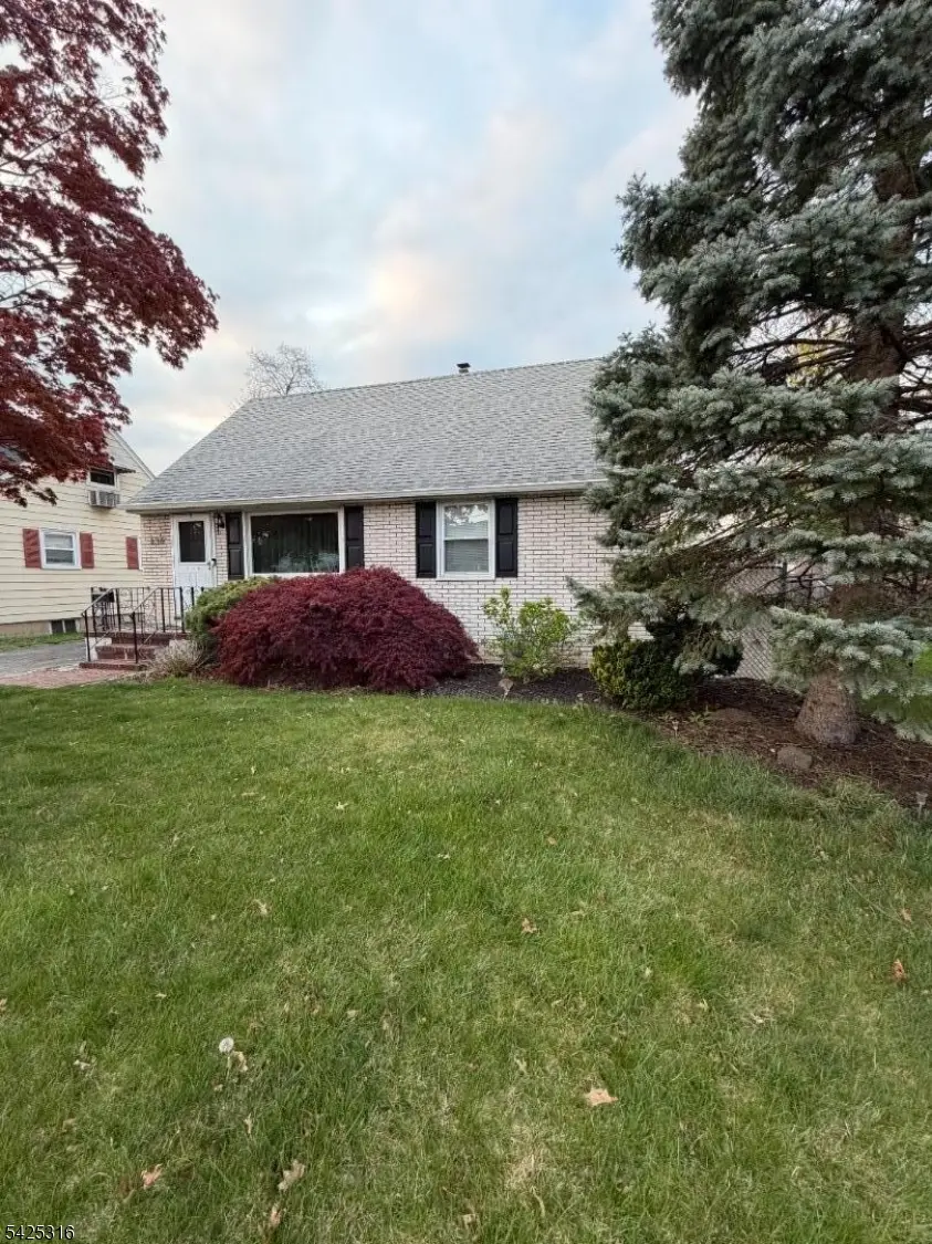 335 Edgeworth St, Middlesex, NJ 08846 - #1