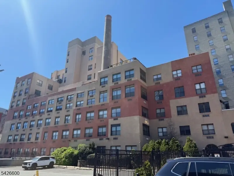 111 Mulberry St #4K, Newark, NJ 07103 - #1
