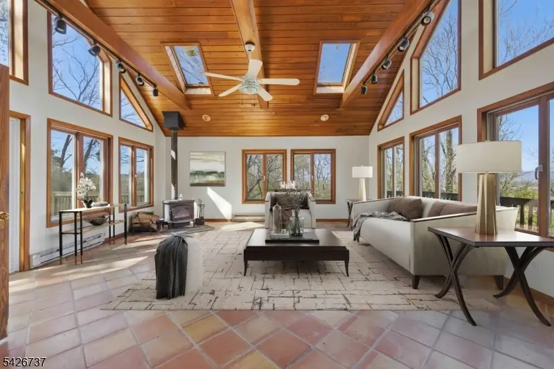 117 Linaberry Rd, Columbia, NJ 07832 - #2