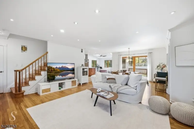 5 Franciscan Way, Fair Lawn, NJ 07410 - #2