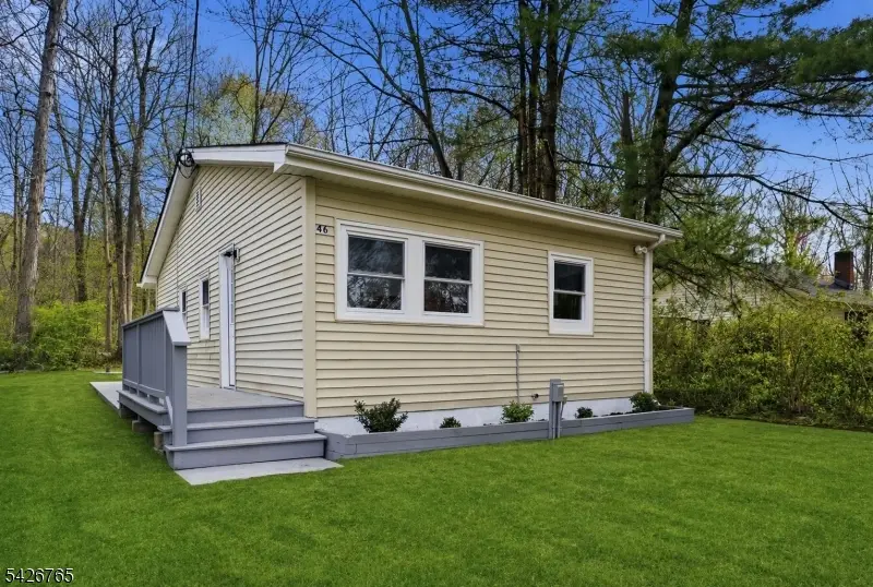 46 Wildwood Rd, Oak Ridge, NJ 07438 - #1