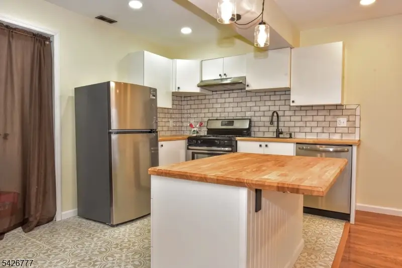 3 Red Lodge Drive #3, Vernon Center, NJ 07462 - #2