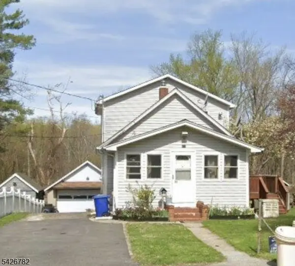 53 Susquehanna St, Franklin Boro, NJ 07416