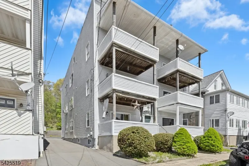 22 Orchard St, Summit, NJ 07901 - #2