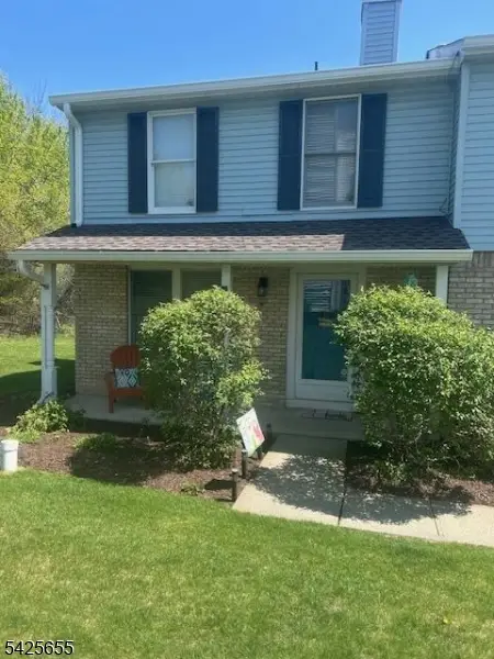 51 Liberty Ln, Franklin Boro, NJ 07416