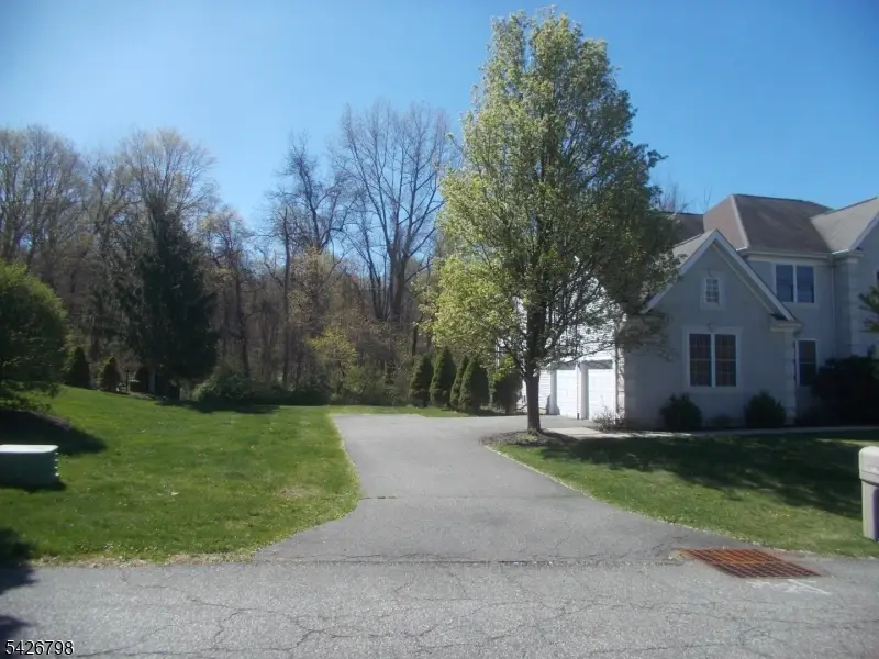 11 Shadow Hill Way, Washington, NJ 07840 - #2
