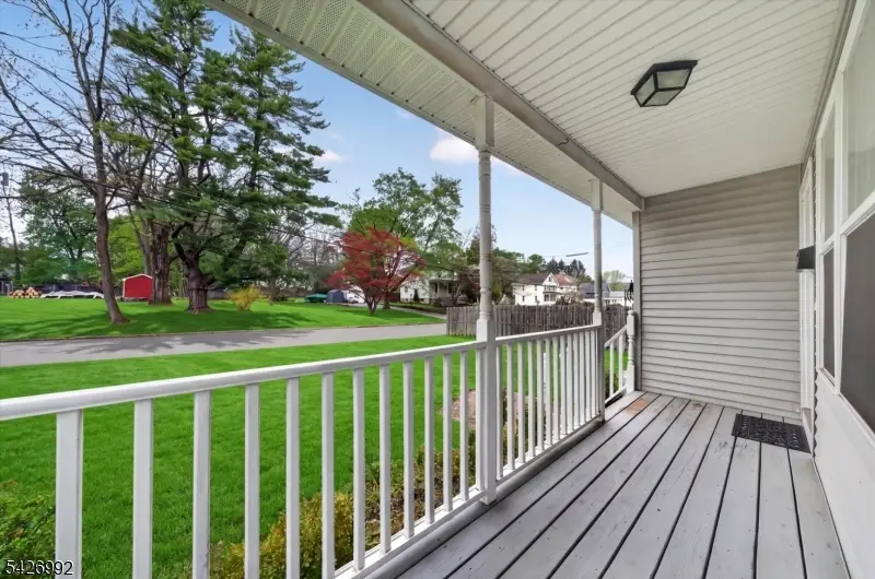 61 Pine St, Newton, NJ 07860 - #3