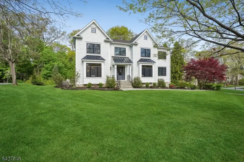25 Beverly Rd, Madison, NJ 07940 - #1