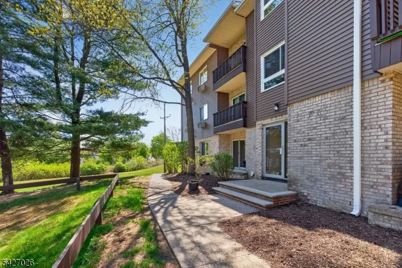 102 Federal Hill Rd #102, Pompton Lakes, NJ 07442 - #1