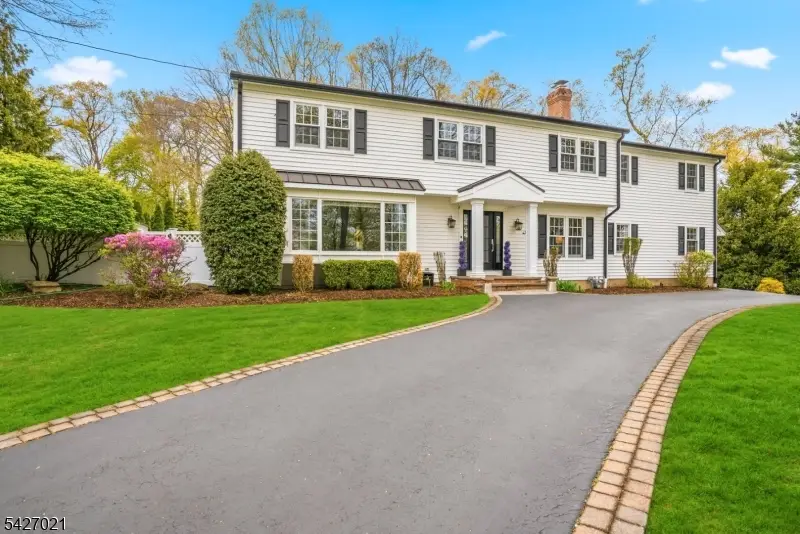 120 Tam O Shanter Dr, Mahwah, NJ 07430 - #3