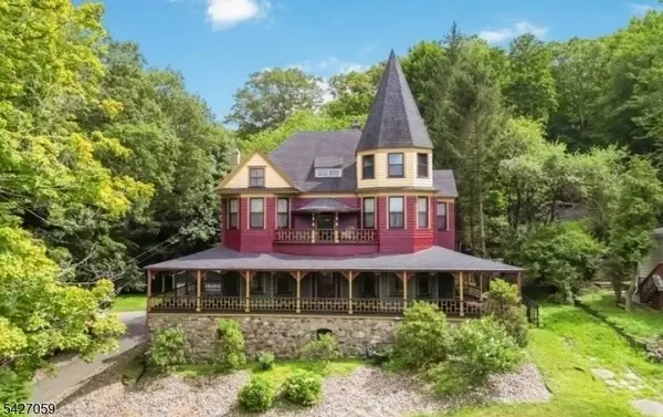 506 Windemere Ave, Mount Arlington Boro, NJ 07856