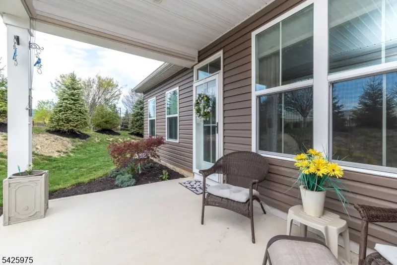 2 Sharp Shinned Ct, Washington, NJ 07882 - #3