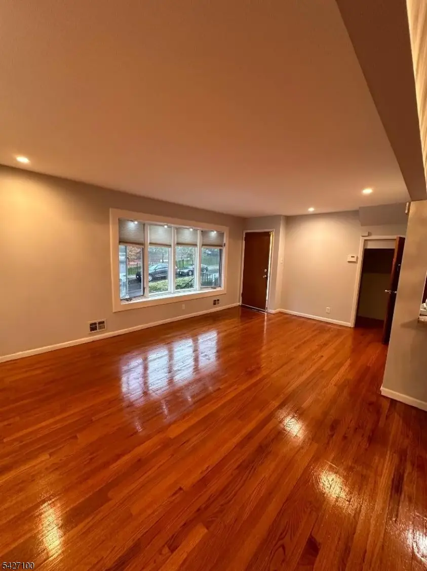 233 Shephard Ave, Newark, NJ 07112 - #2