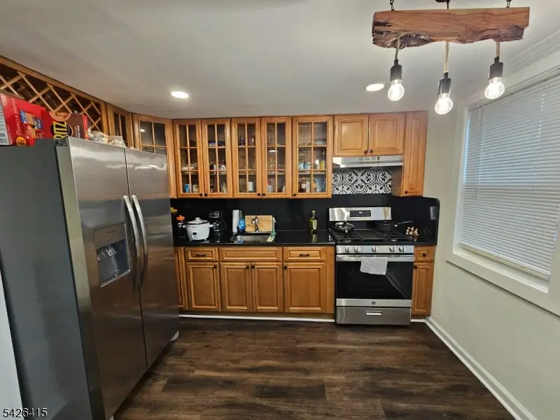 1605 North Wood Ave #E2, Roselle, NJ 07203 - #3