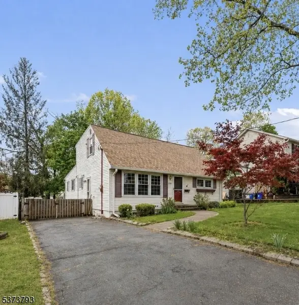 510 Albermarle St, Rahway, NJ 07065 - #3