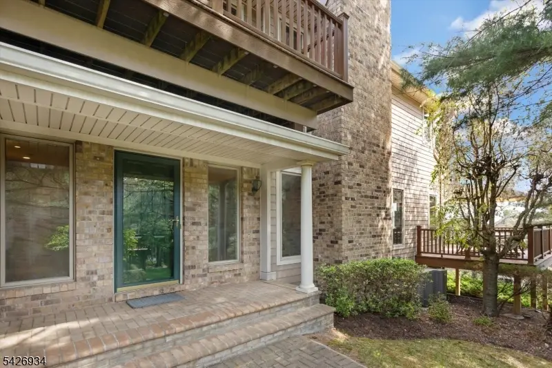 21 Wedgewood Dr, Montville, NJ 07045 - #3