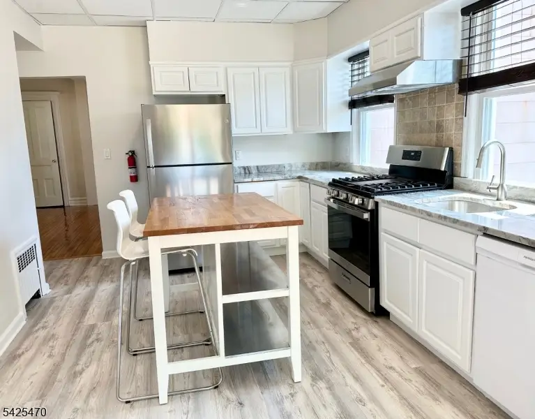 157 Walnut St, Montclair, NJ 07042 - #3
