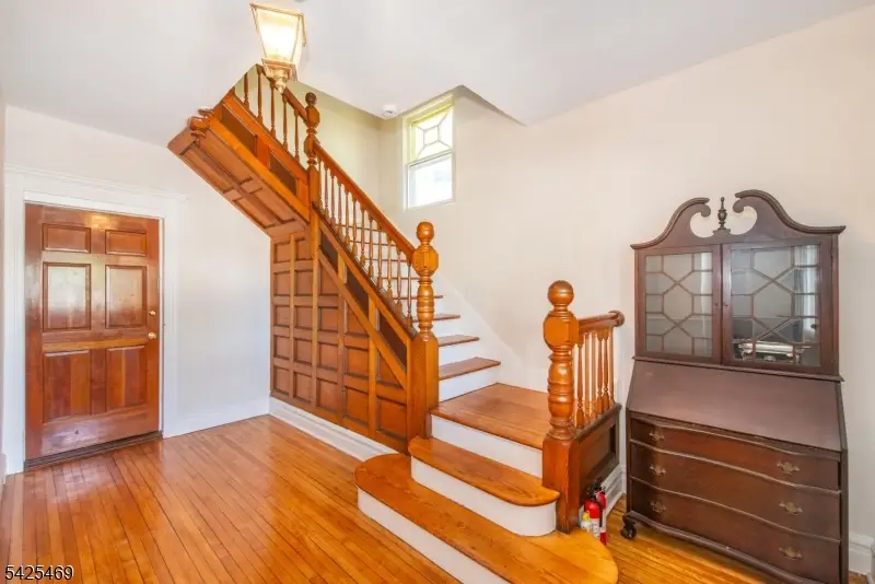 157 Walnut St #2, Montclair, NJ 07042 - #2