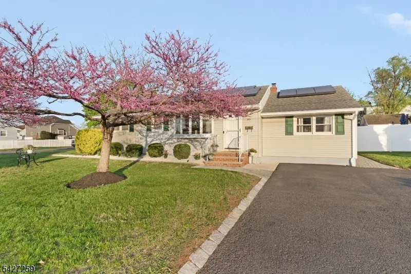 909 Newark Ave, Manville, NJ 08835 - #2