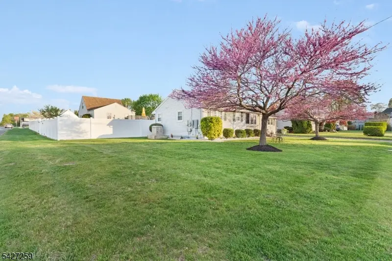 909 Newark Ave, Manville, NJ 08835 - #3