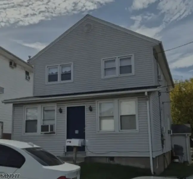 11 Woodrow Ave, Woodland Park, NJ 07424 - #1