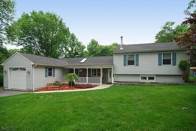 3 Elizabeth Ln, Rockaway, NJ 07866 - #1