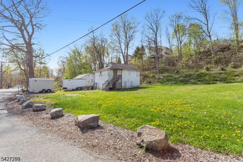 19 Dunham Rd, Upper Greenwood Lake, NJ 07421 - #1