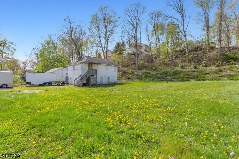 19 Dunham Rd, Upper Greenwood Lake, NJ 07421 - #3