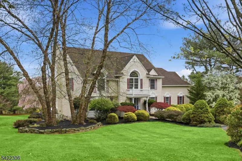 39 Squire Hill Rd, Washington, NJ 07853 - #1