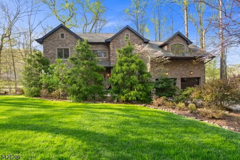 1 Glen Ter, Montville, NJ 07045 - #1