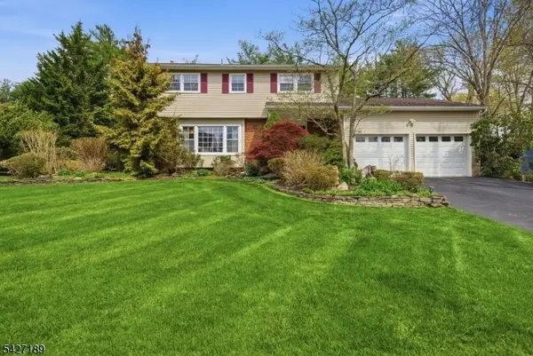 7 Candle Lane, East Brunswick Twp., NJ 08816