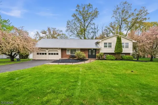 30 Cheryl Rd, Montville Twp., NJ 07045