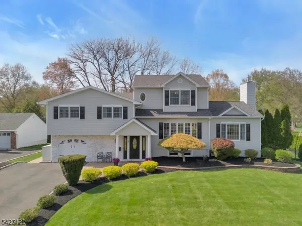 7 Oxbow Dr, New Providence Boro, NJ 07974