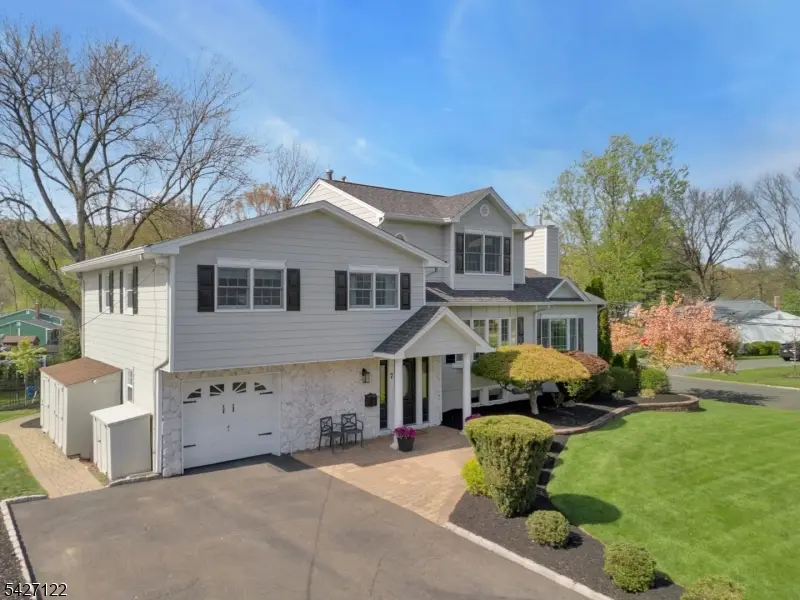 7 Oxbow Dr, New Providence, NJ 07974 - #2