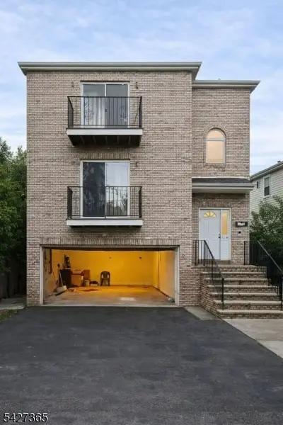 56-58 Kent St, Newark, NJ 07108 - #2