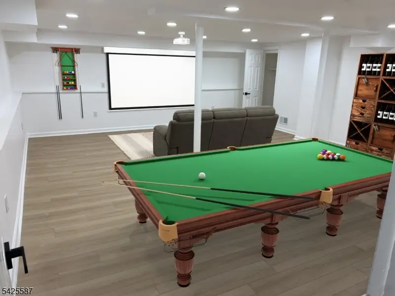 271 Valley Rd, Clark, NJ 07066 - #2