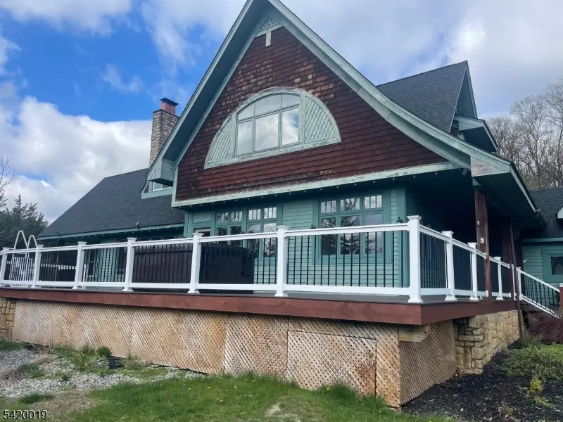 4 Highlands Ln, Hardwick, NJ 07825 - #2