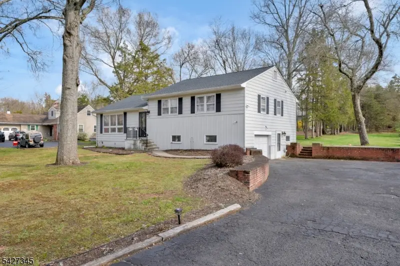 614 Talamini Rd, Bridgewater Center, NJ 08807 - #2