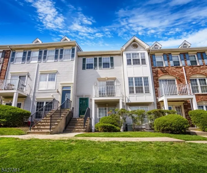 166 Sapphire Ln, Franklin Park, NJ 08823 - #1