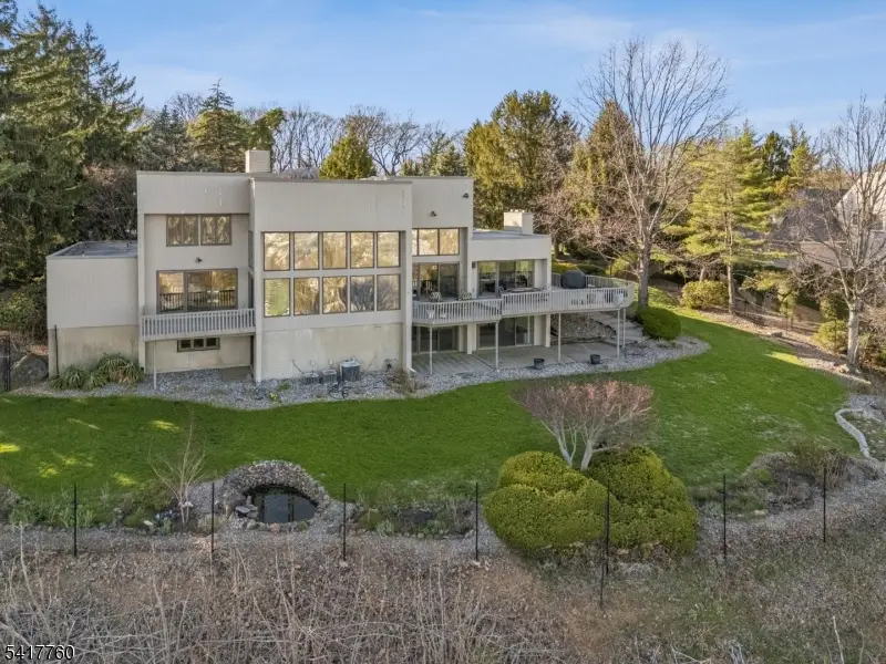 142 Deer Run, Green Brook, NJ 07069 - #2