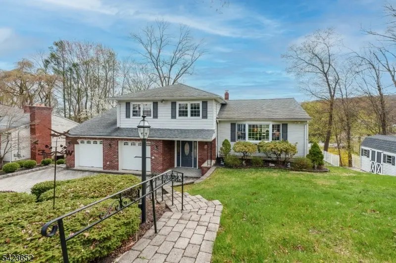 20 Stony Hill Ct, Butler, NJ 07405 - #1